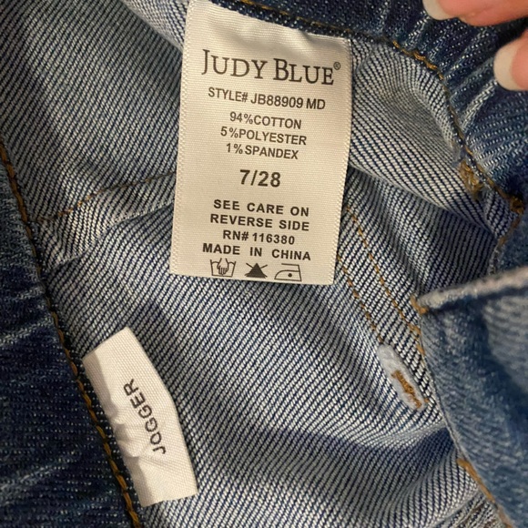 NWOT! Judy Blue High Waist Cargo Cuff Denim Jogger - Size 7(28) - Picture 10 of 11